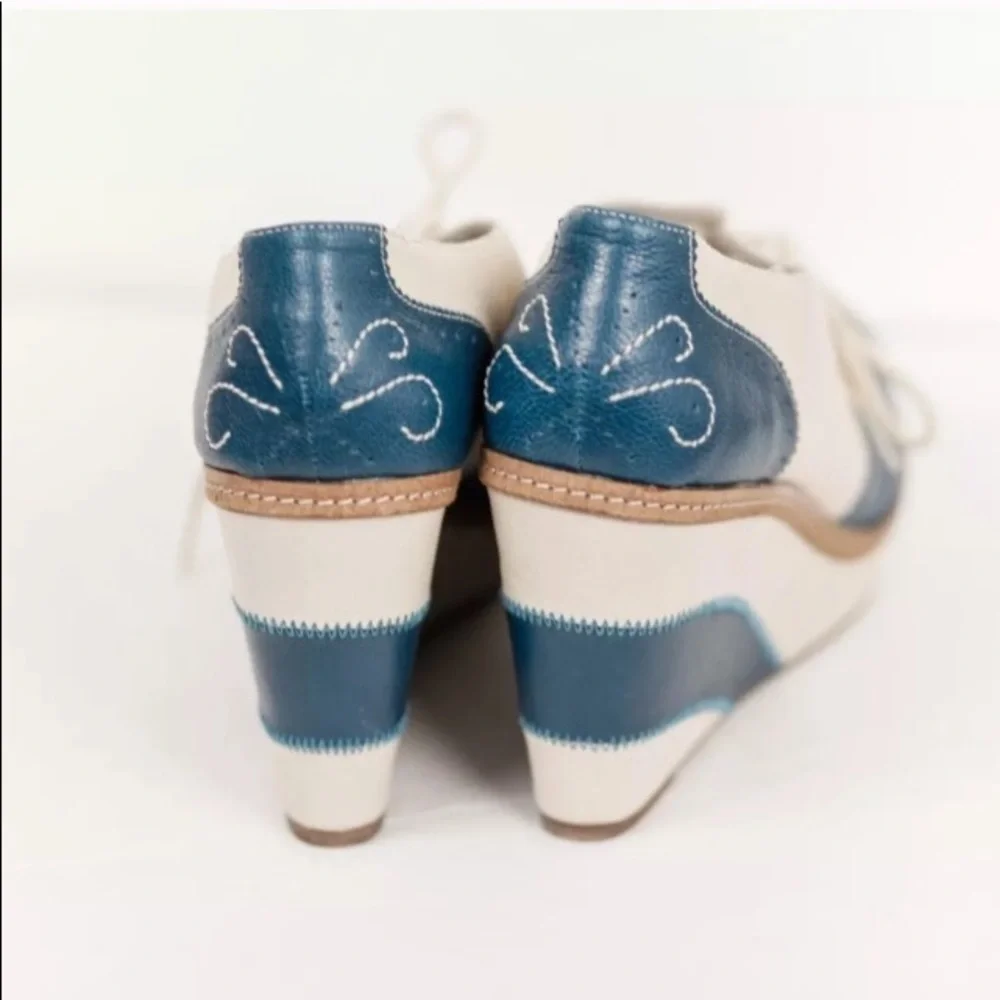 Classic Two-Tone Blue and Cream Wedge Oxford Peep-Toe